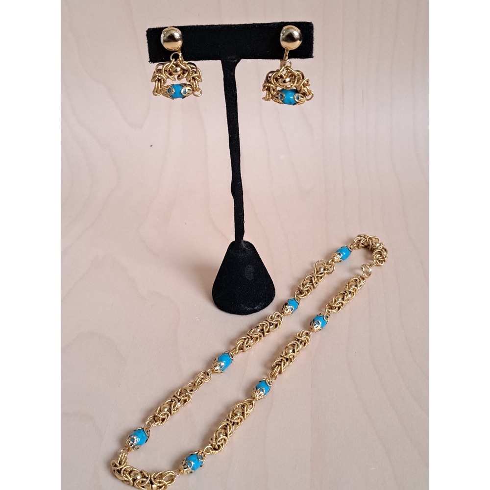 Vintage Gold Tone Byzantine Chain Turquoise Bead Necklace Clip-On Earrings Set